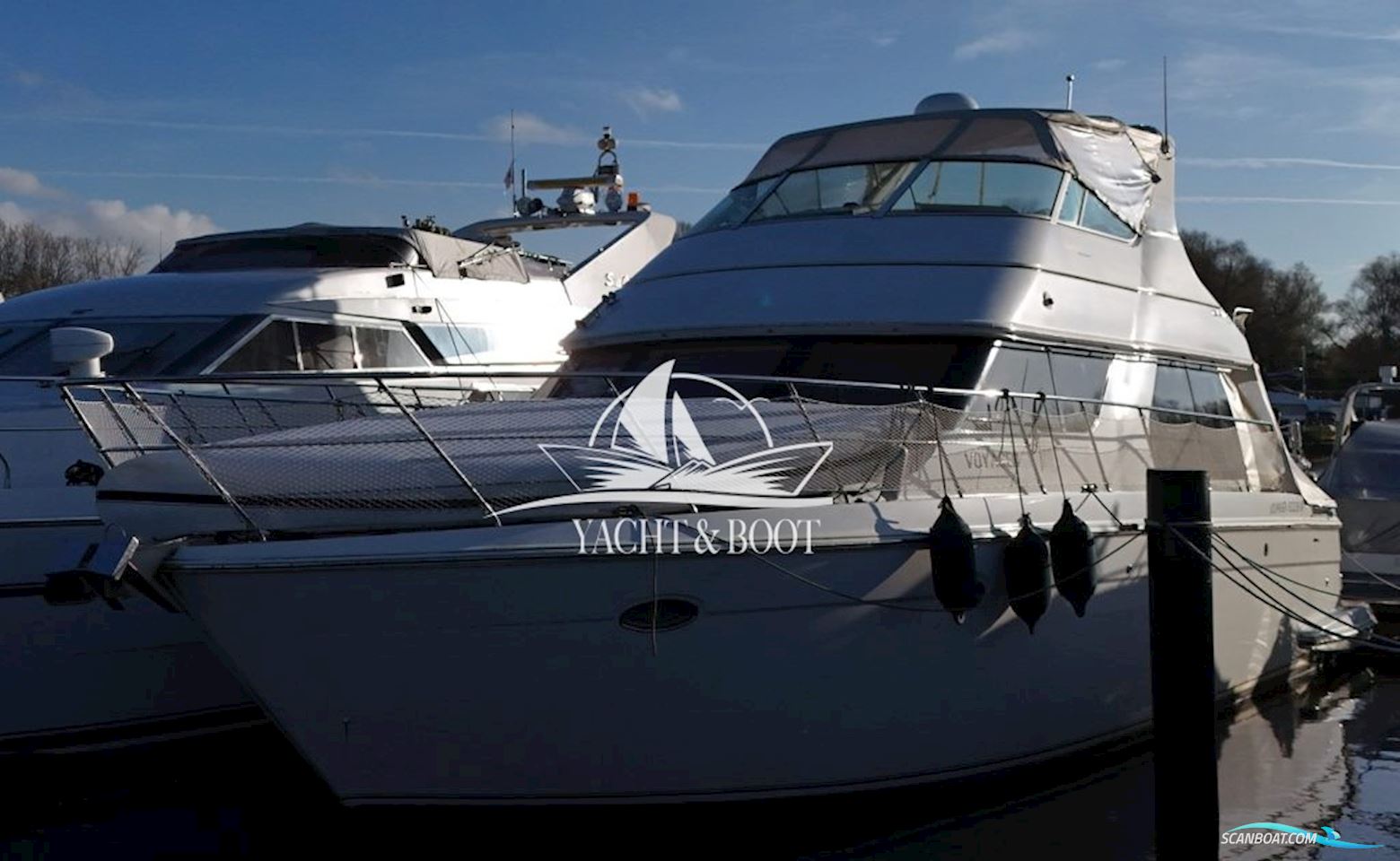 Carver 450 Voyager Pilothouse