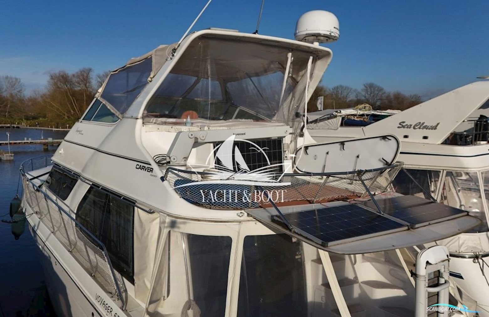 Carver 450 Voyager Pilothouse