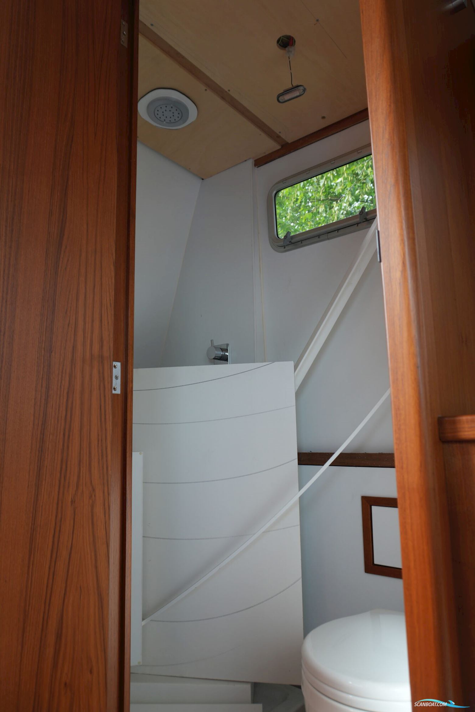 Casco 11.00 OK Flybridge