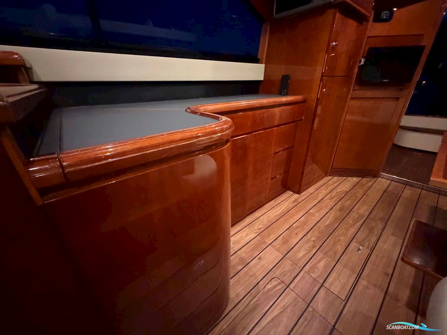 CAYMAN FLY