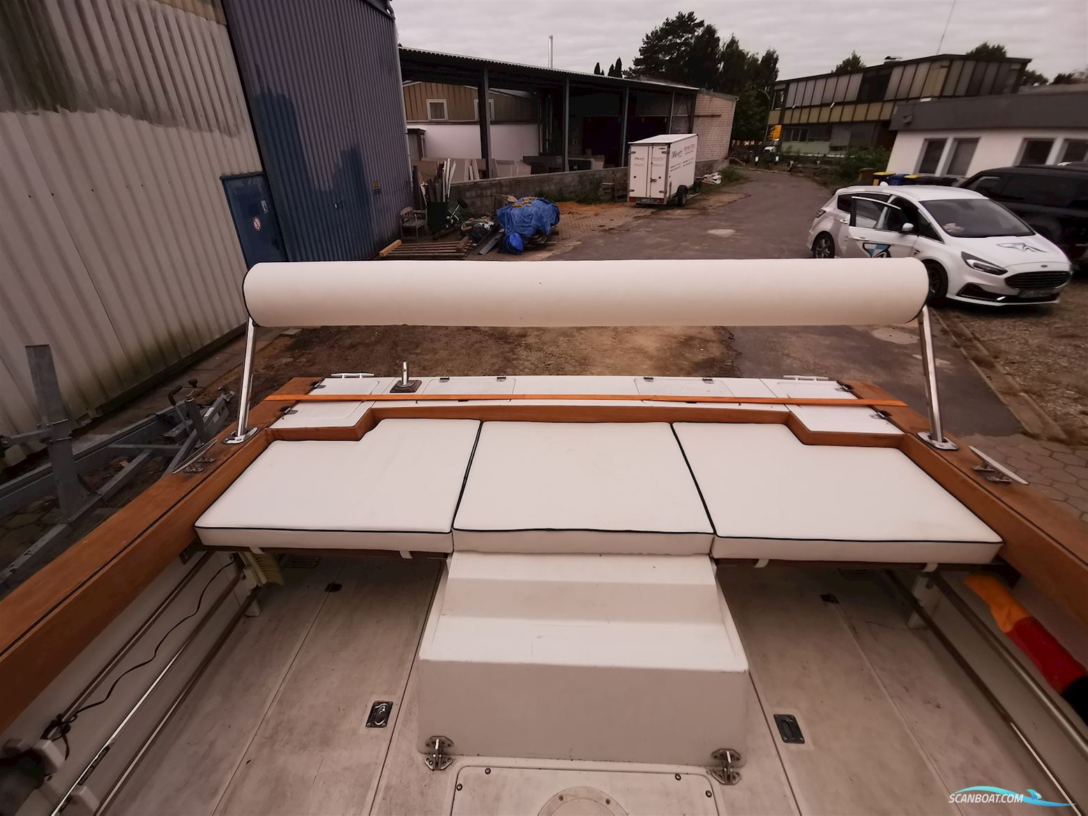 Celebrity Boats Celebrity 2300 Fish Hawk