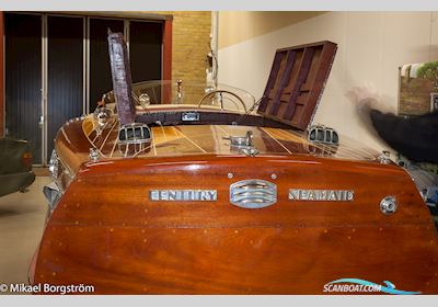 Century Seamaid Motorboten 1948, met Gray Marine motor, Sweden