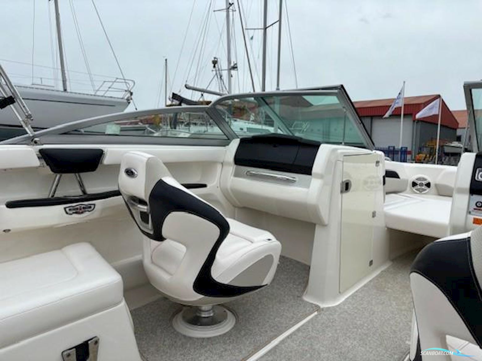 Chaparral 226 Ssi WT Sportboot