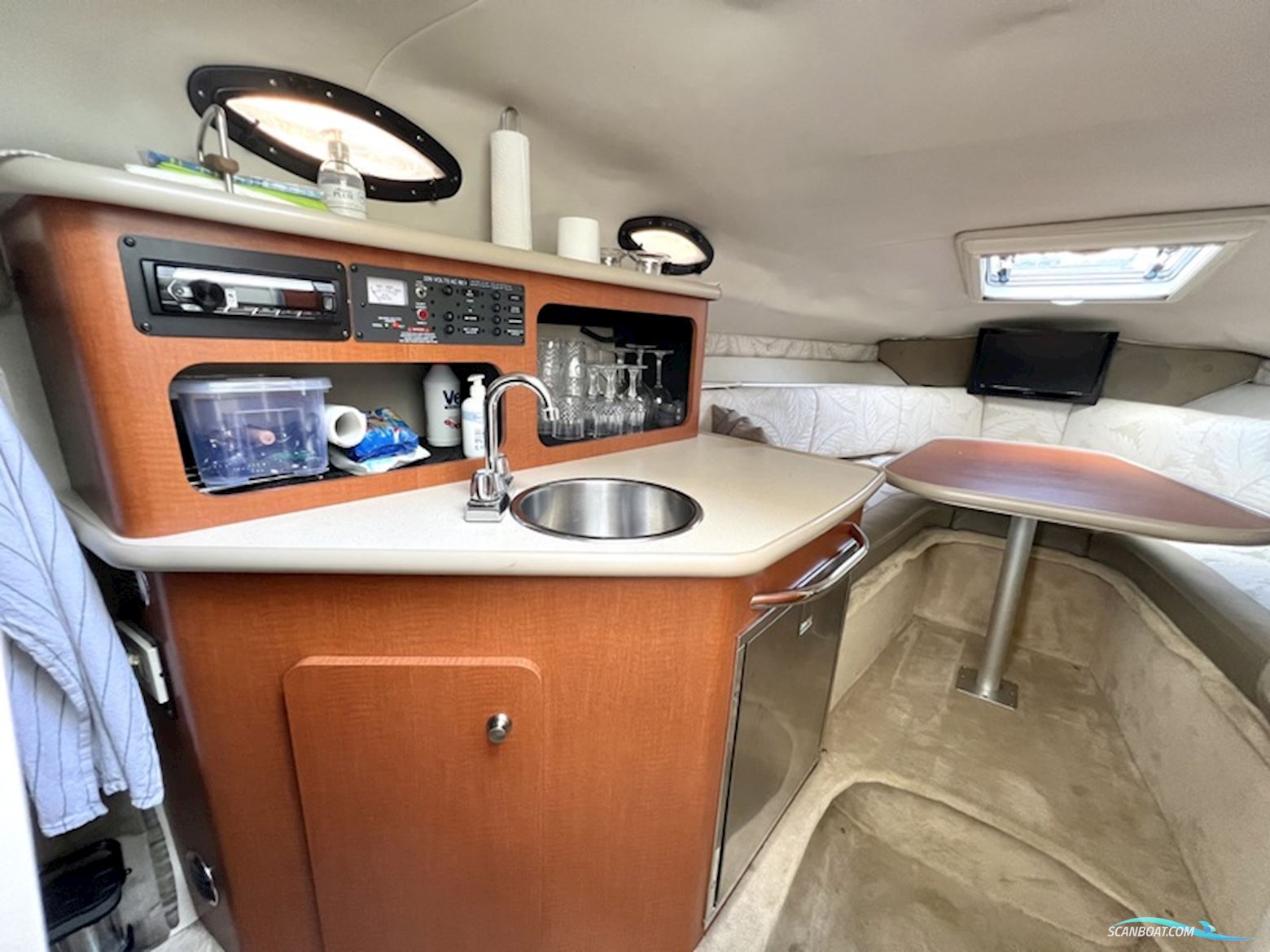 Chaparral 240 signature