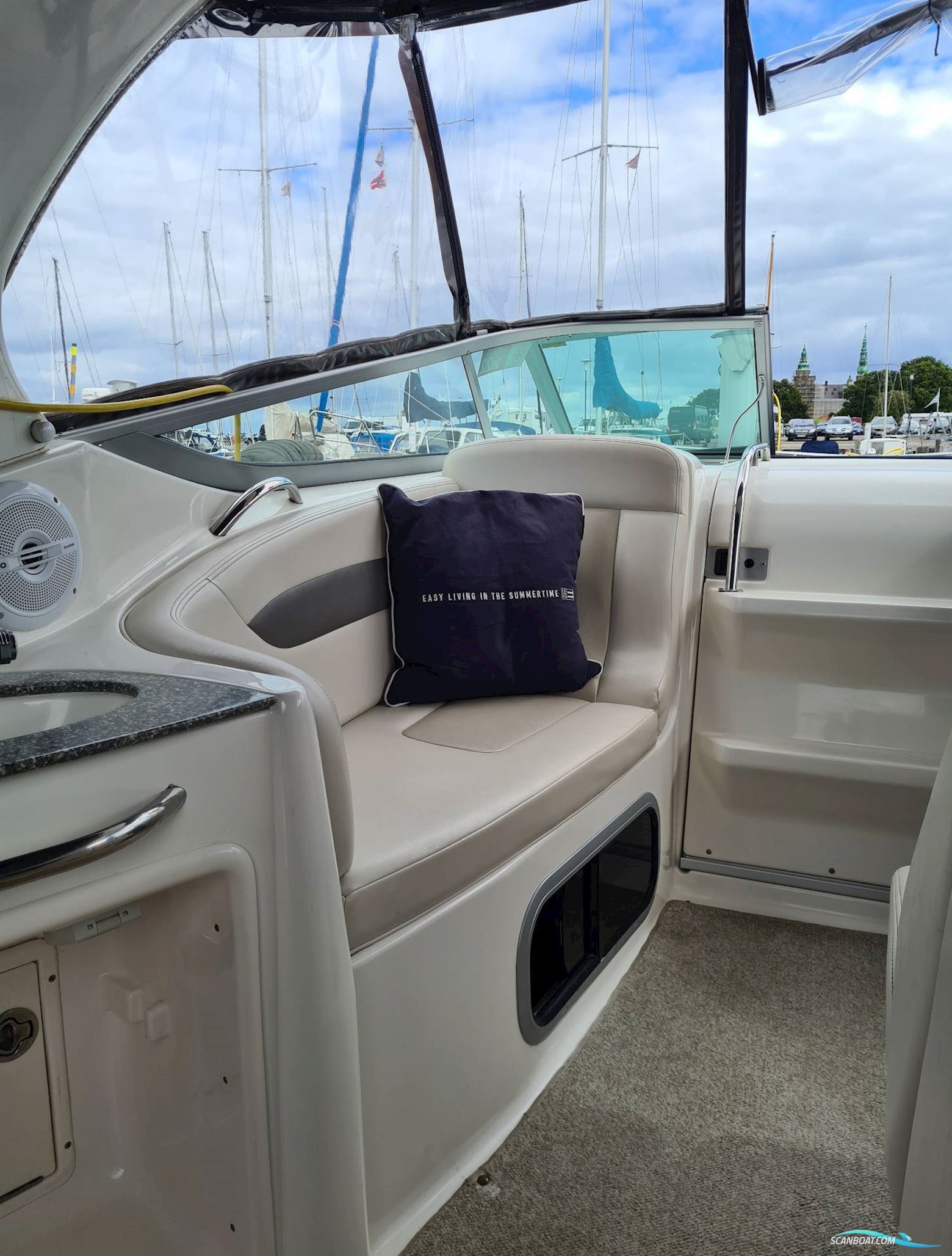 Chaparral 250 Signature - Volvo Penta 5.7L Gxi/Udstyr