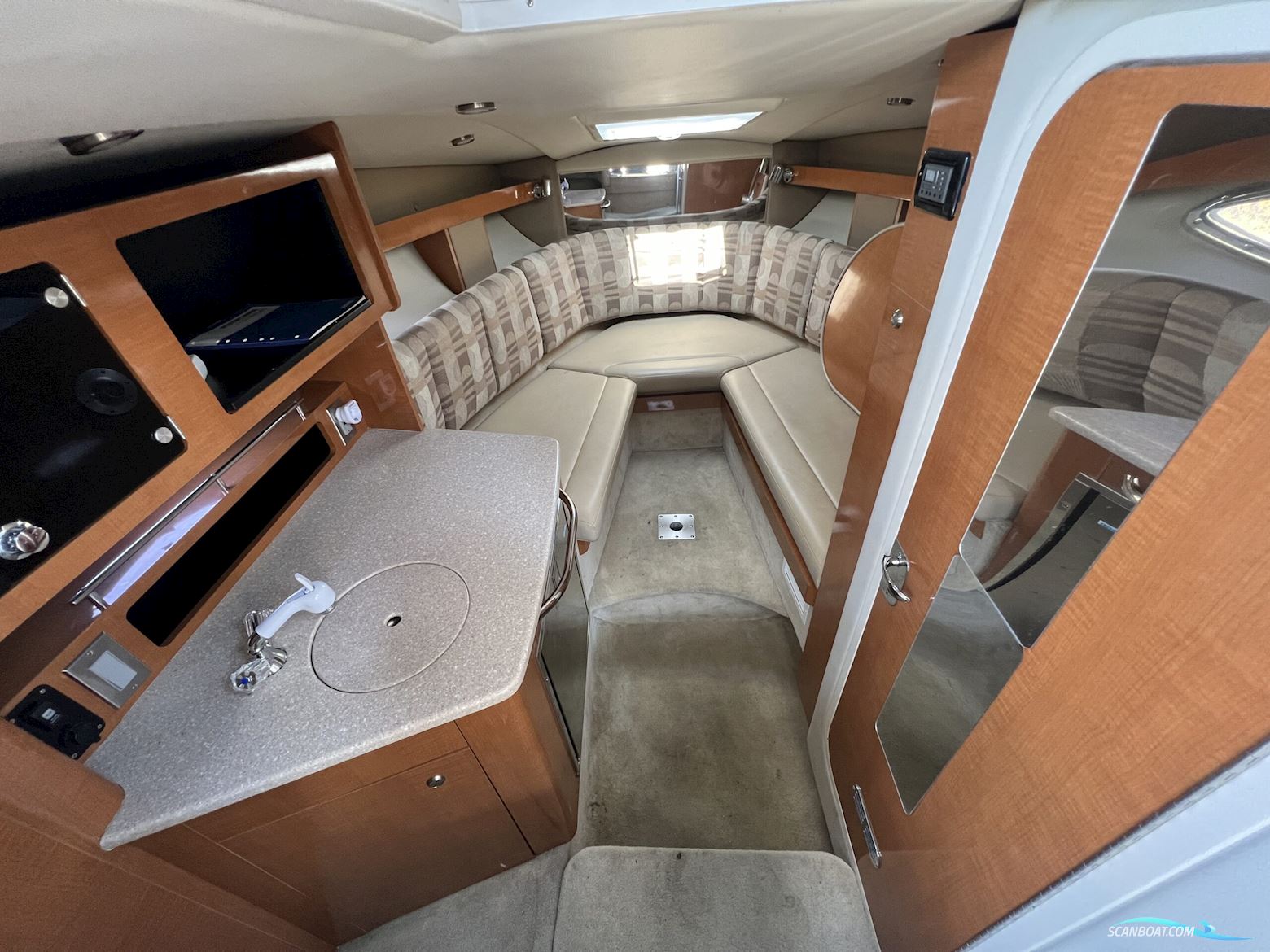 Chaparral 250 Signature