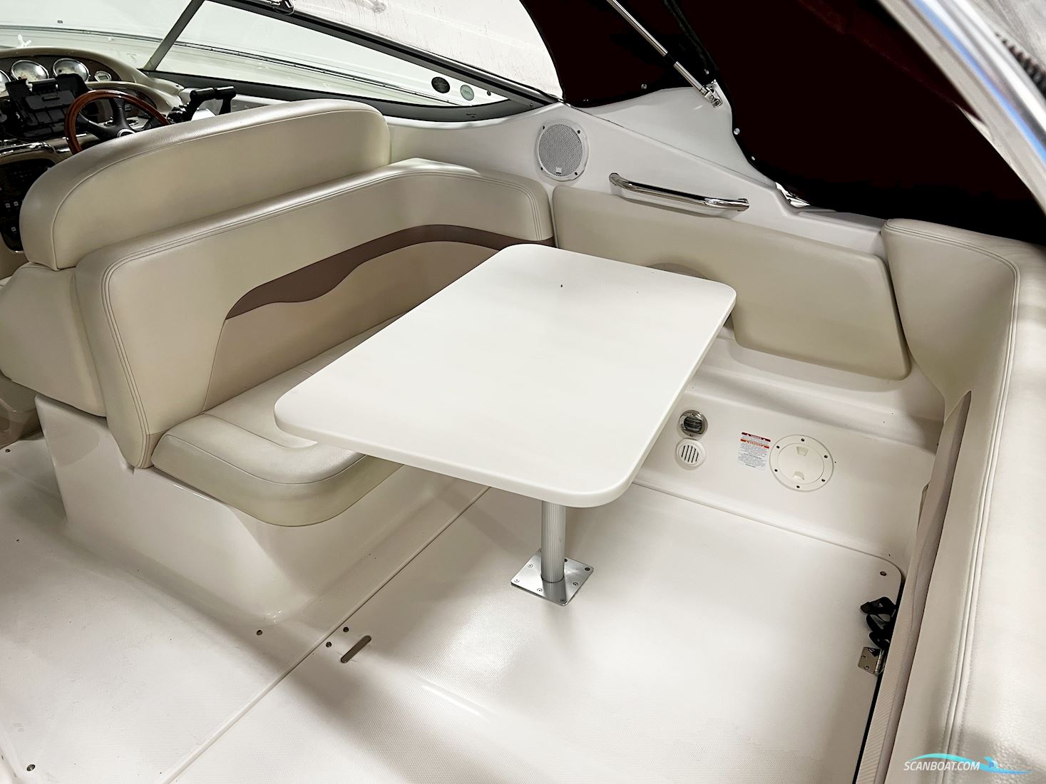 Chaparral 270 Signature