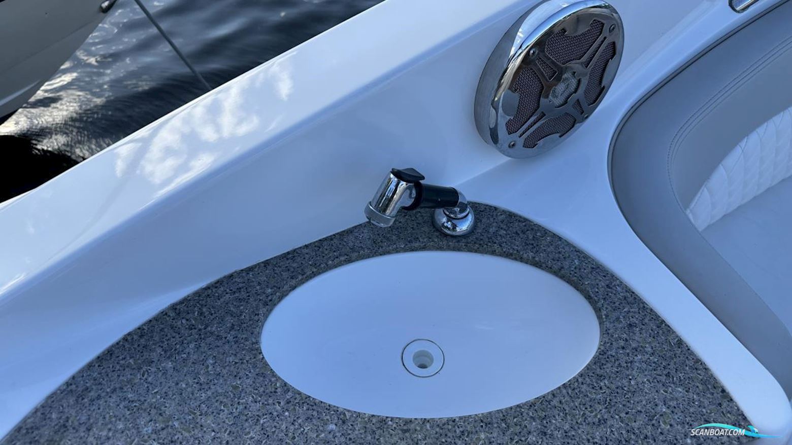 Chaparral 270 SIGNATURE