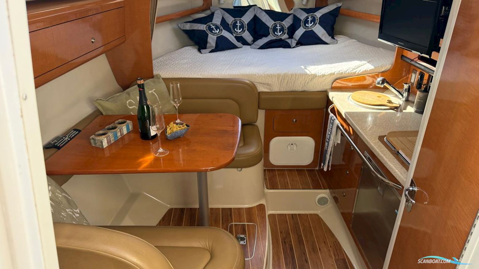 Chaparral 280 Signature
