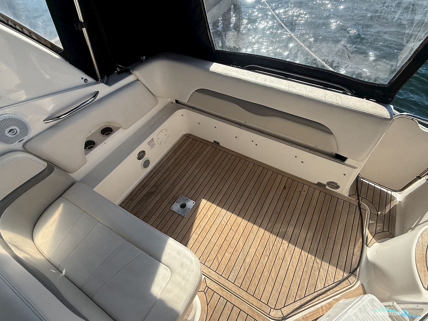 Chaparral 280 Signature
