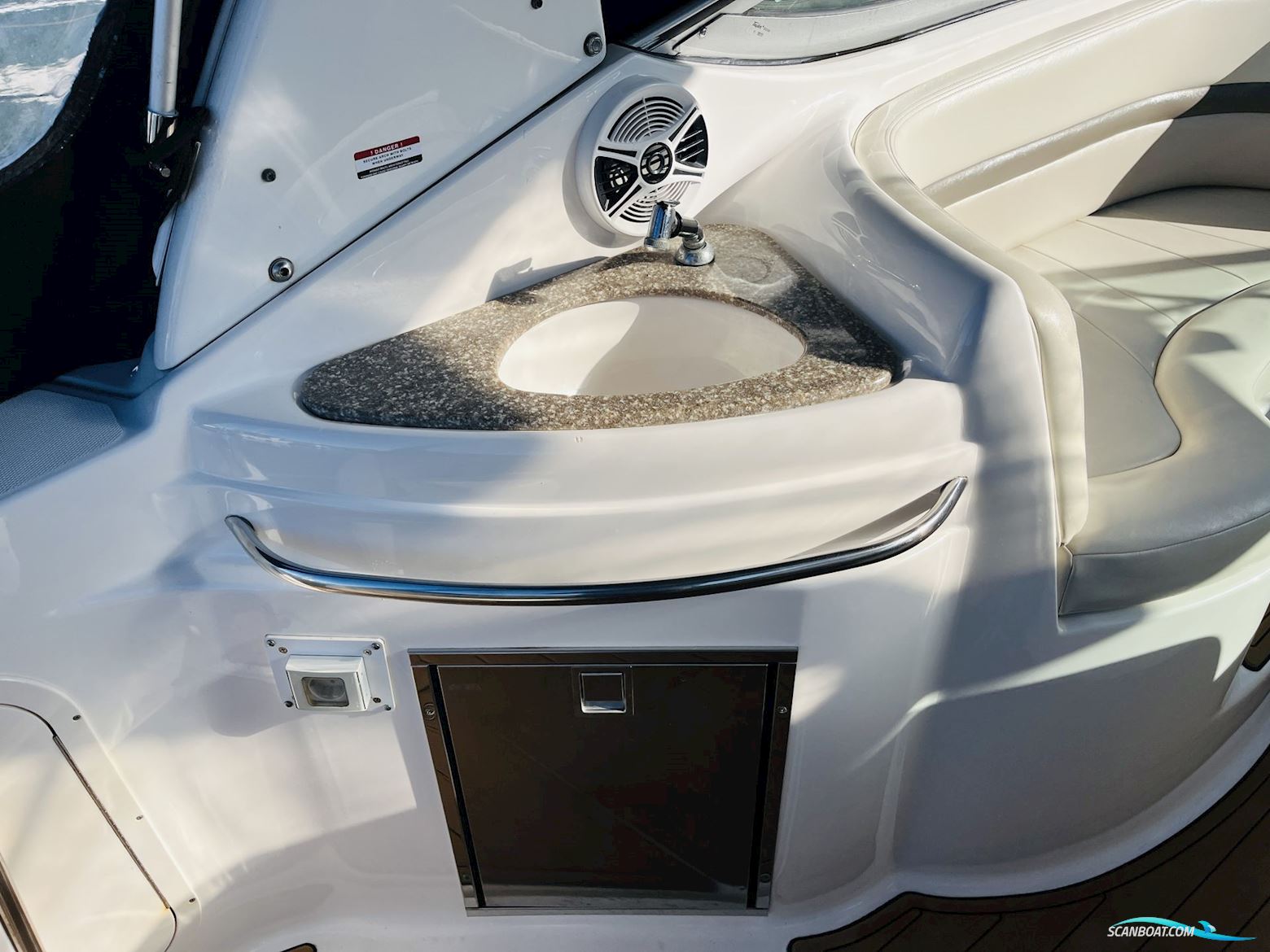 Chaparral 290 Signature