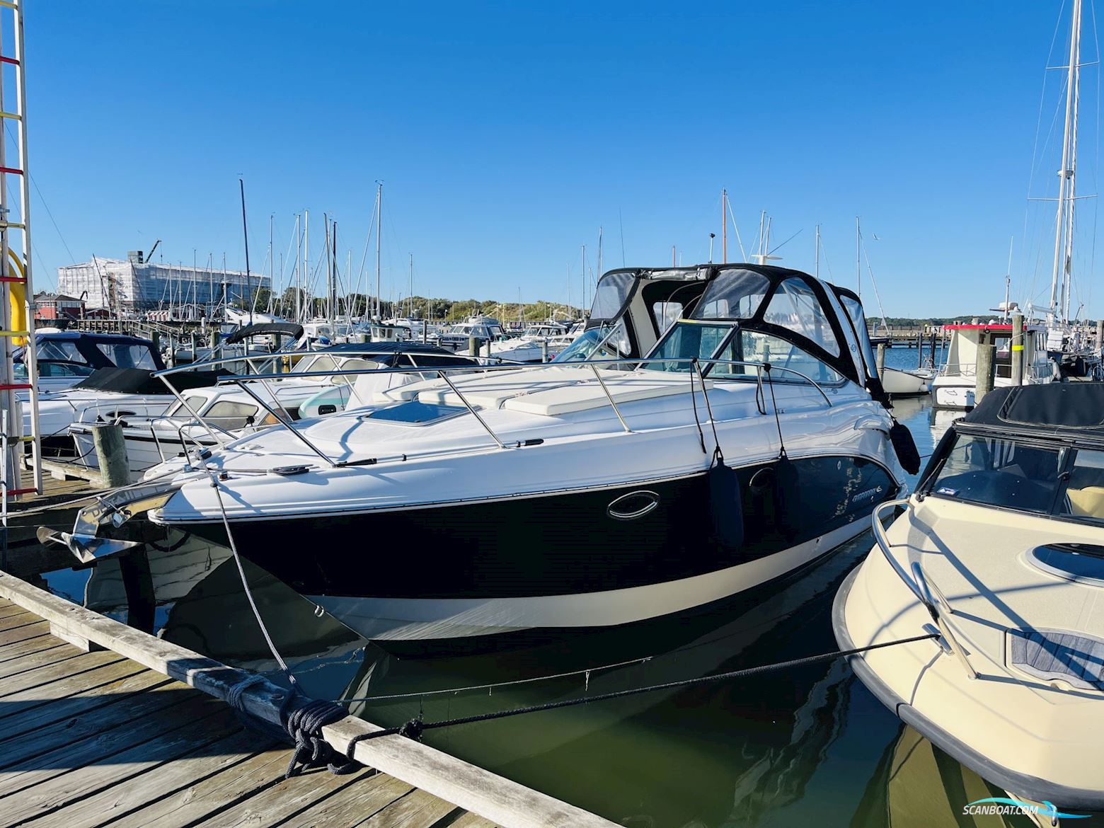Chaparral 290 Signature Motorboten 2009, met Volvo Penta 5.0 GX-J (2 x 225 HK) motor, Denemarken