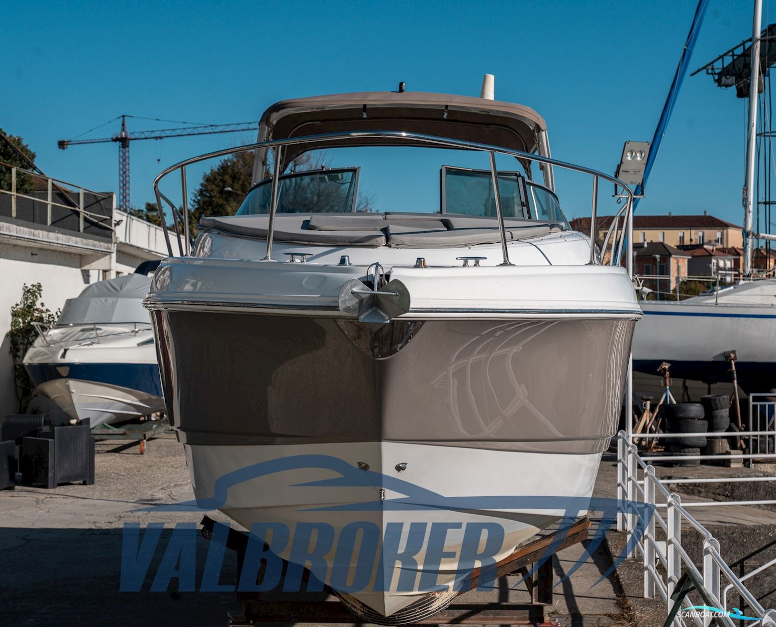 Chaparral Signature 280