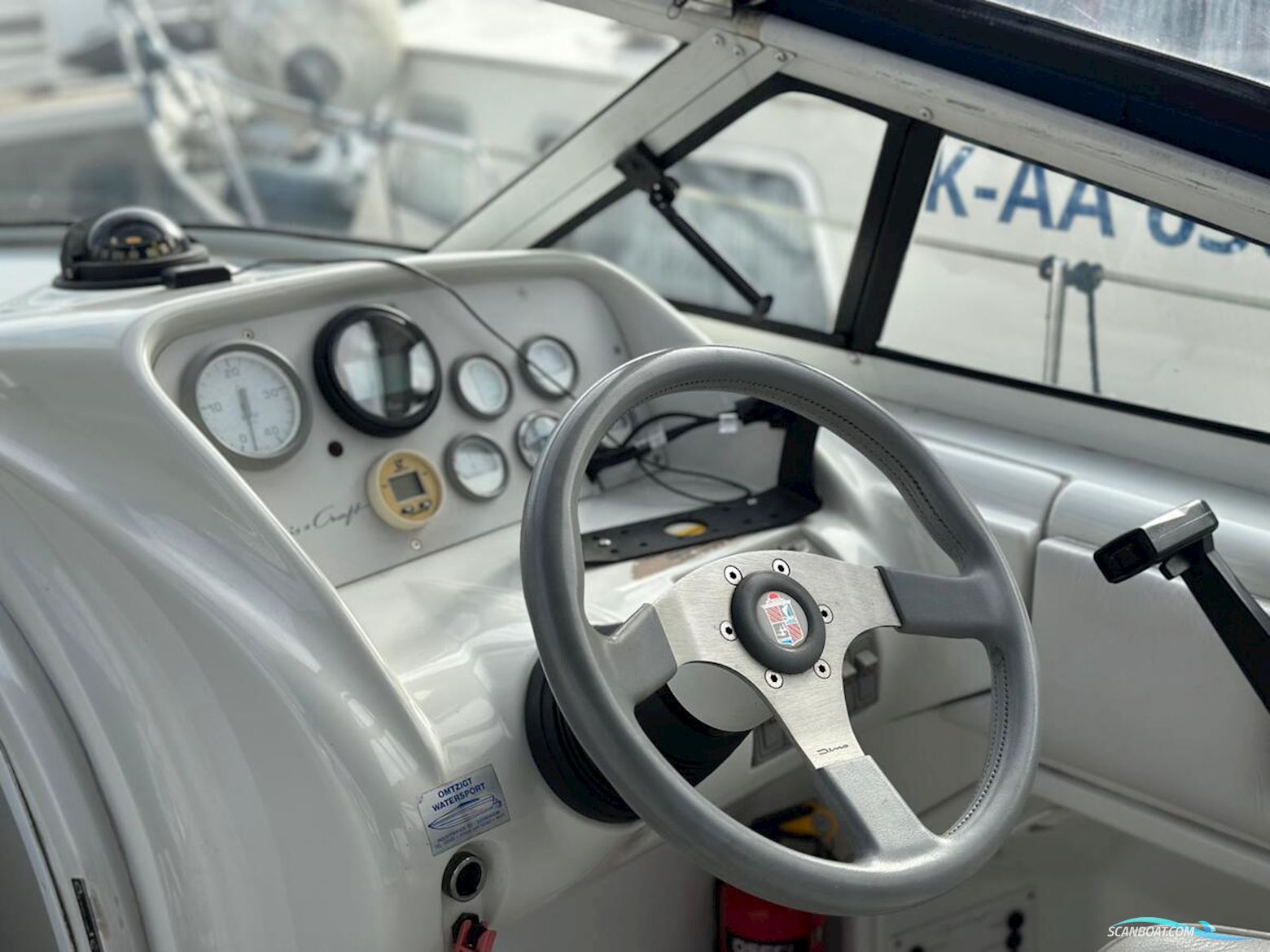 Chris Craft  262 Crowne