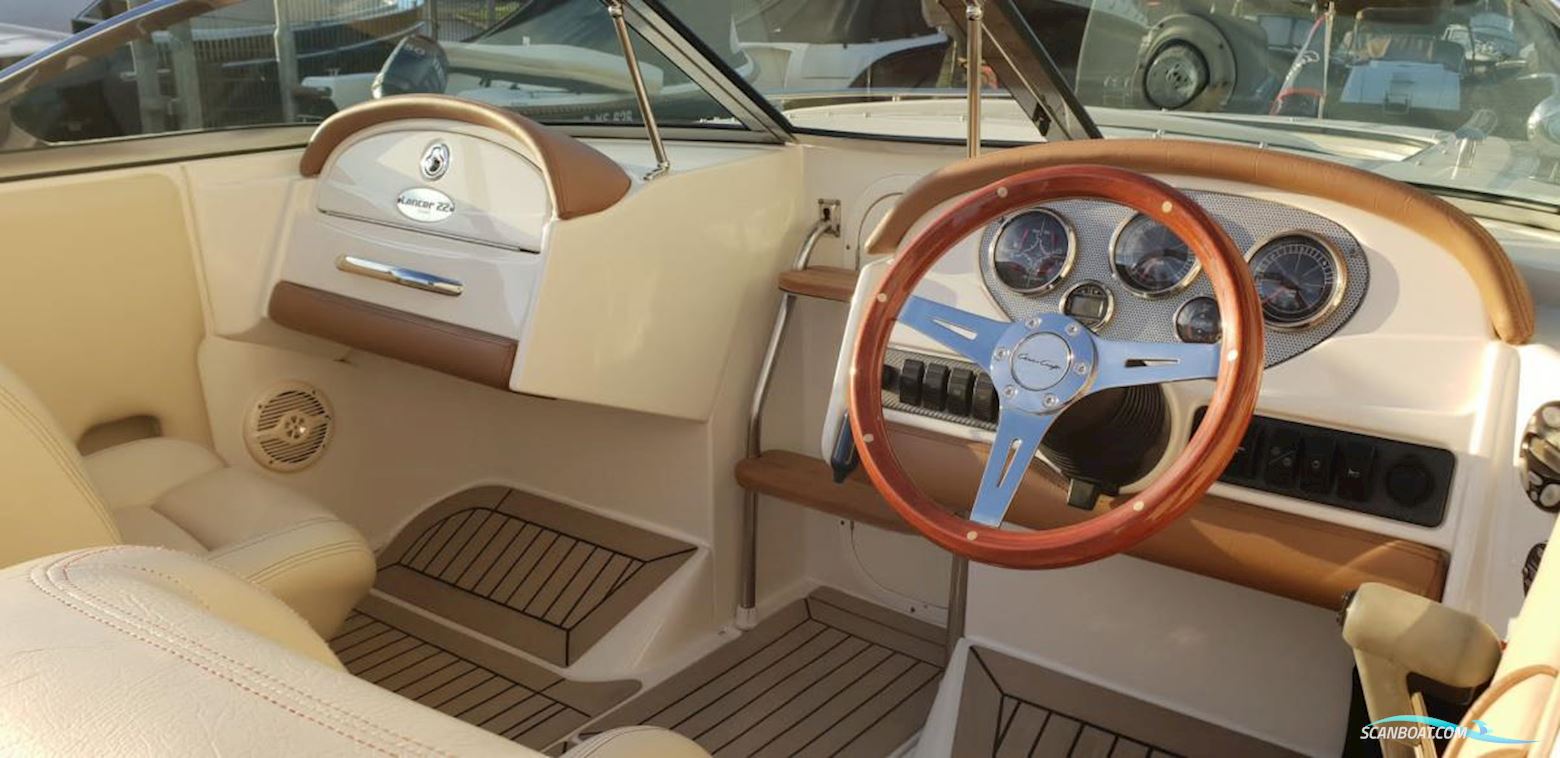 Chris Craft 22 Lancer Rumble