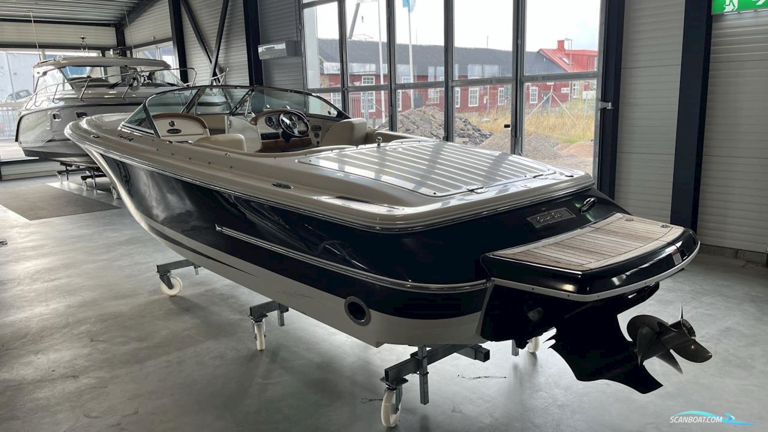 Chris Craft 22 Launch