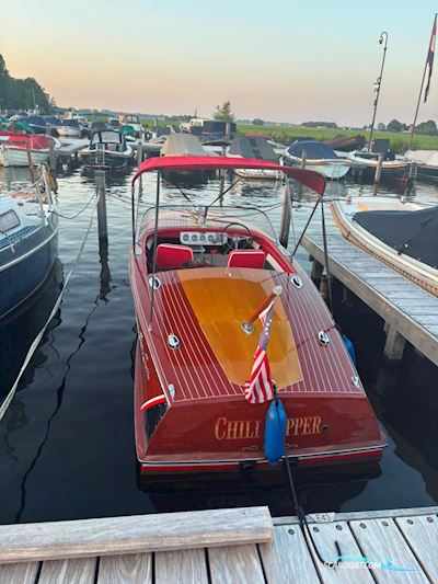 Chris Craft Capri 19 Motorboten 1965, met Chris Craft motor, The Netherlands