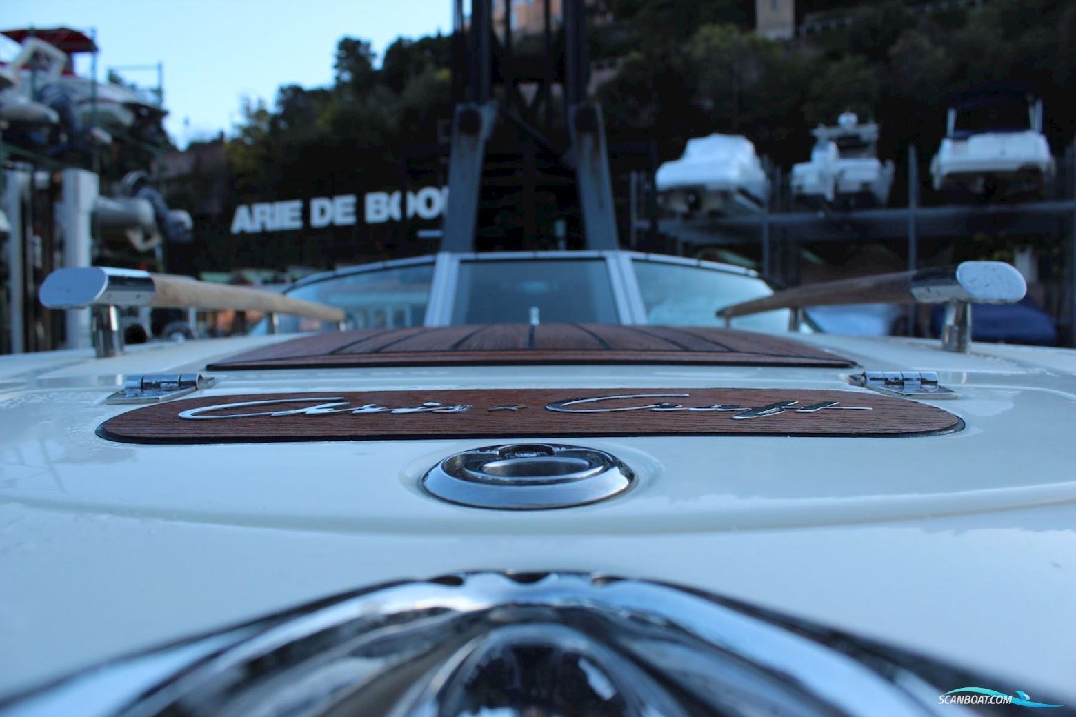 Chris-Craft Corsair 22