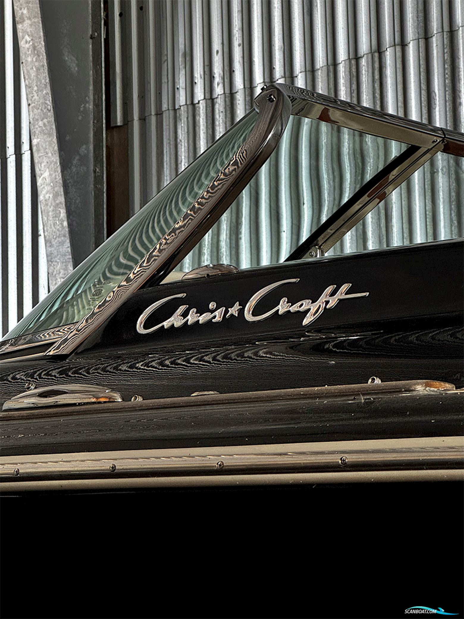 Chris-Craft Corsair 27 Heritage