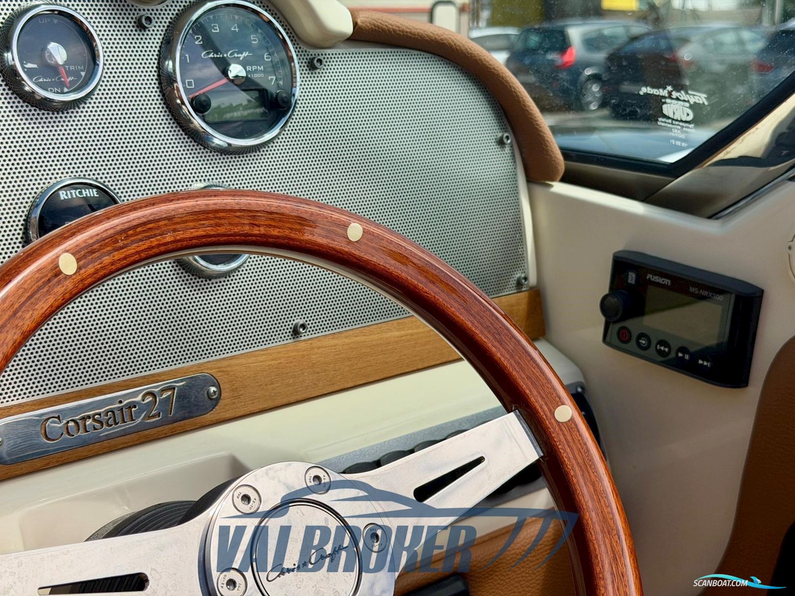 Chris Craft Corsair 27