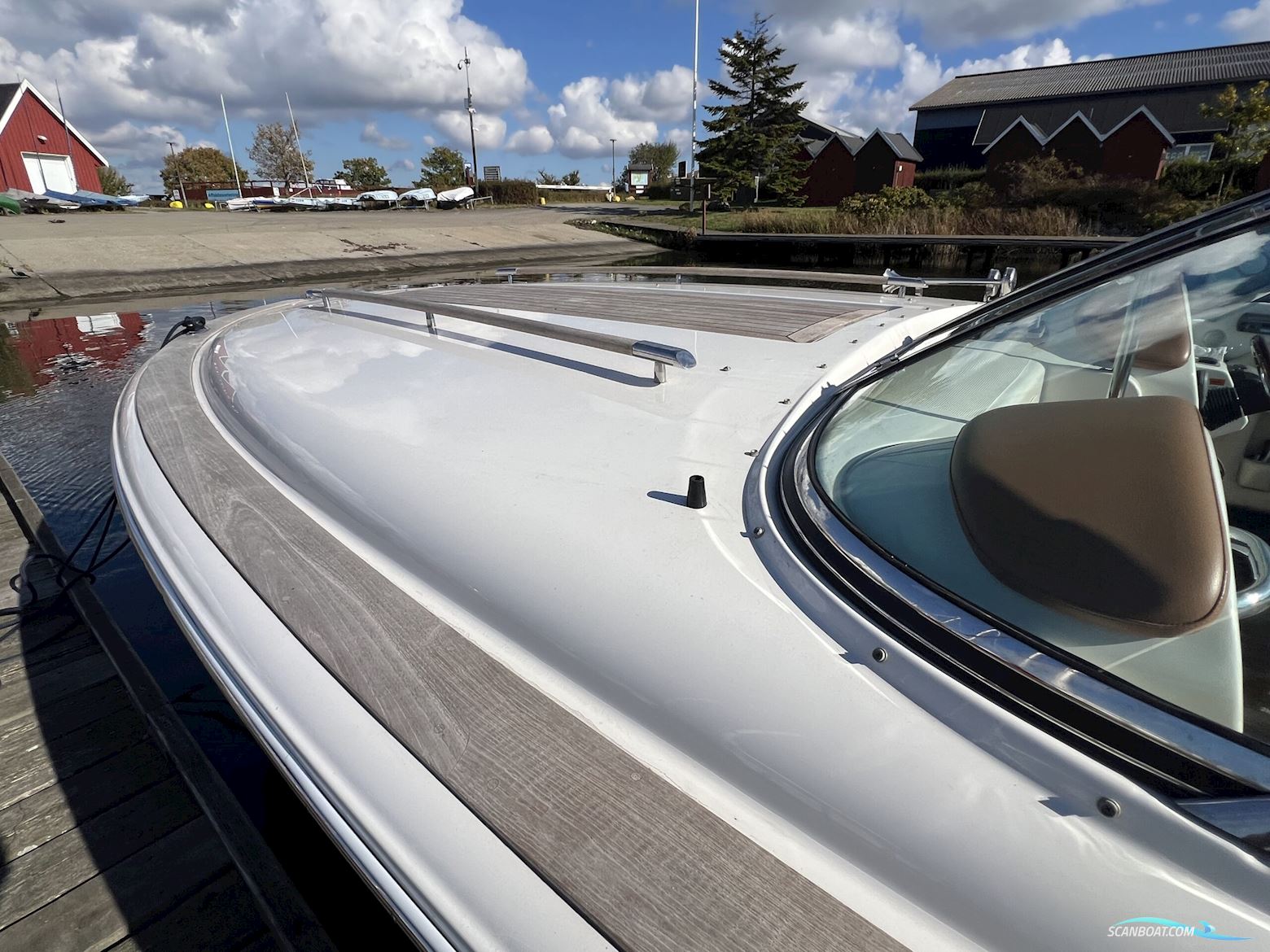 Chris Craft Corsair 28 Heritage Edition