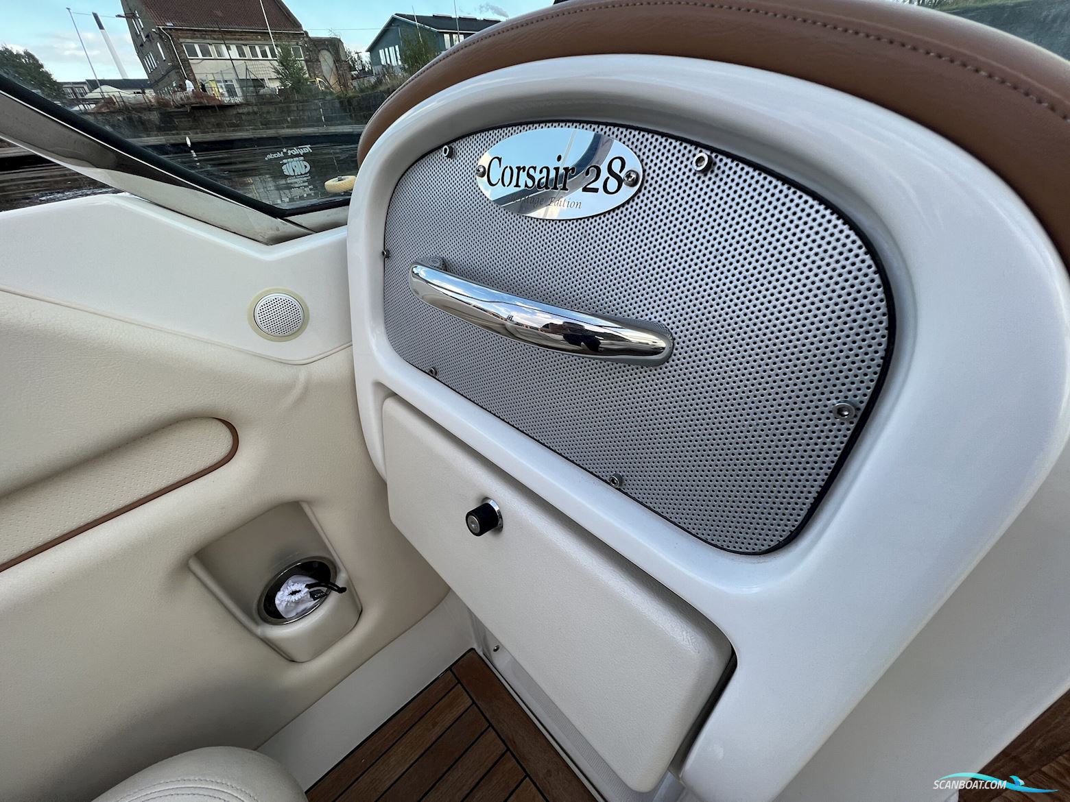 Chris Craft Corsair 28 Heritage Edition