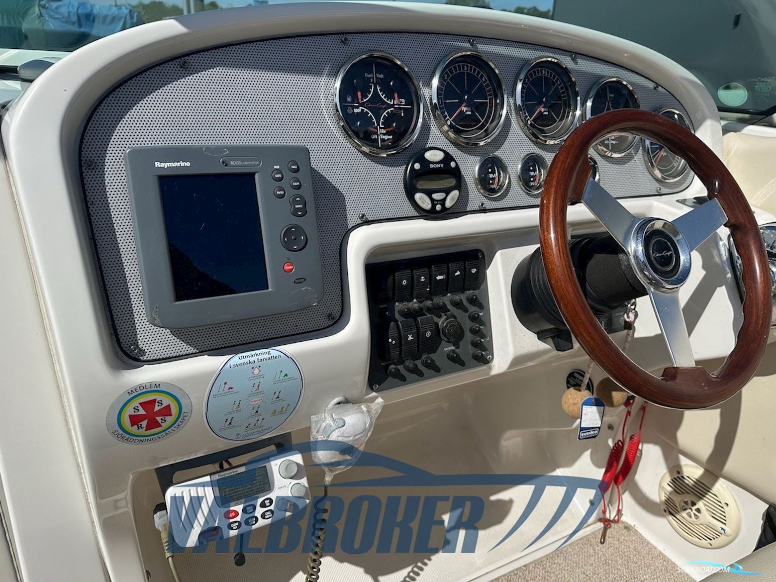 CHRIS CRAFT CORSAIR 28