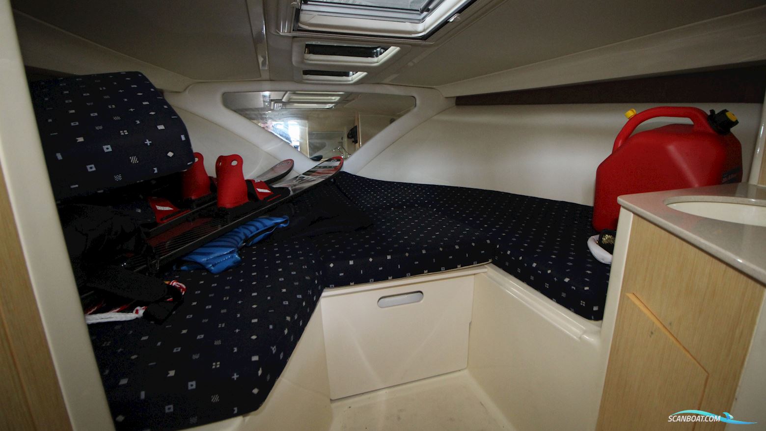 Chris Craft Corsair 30