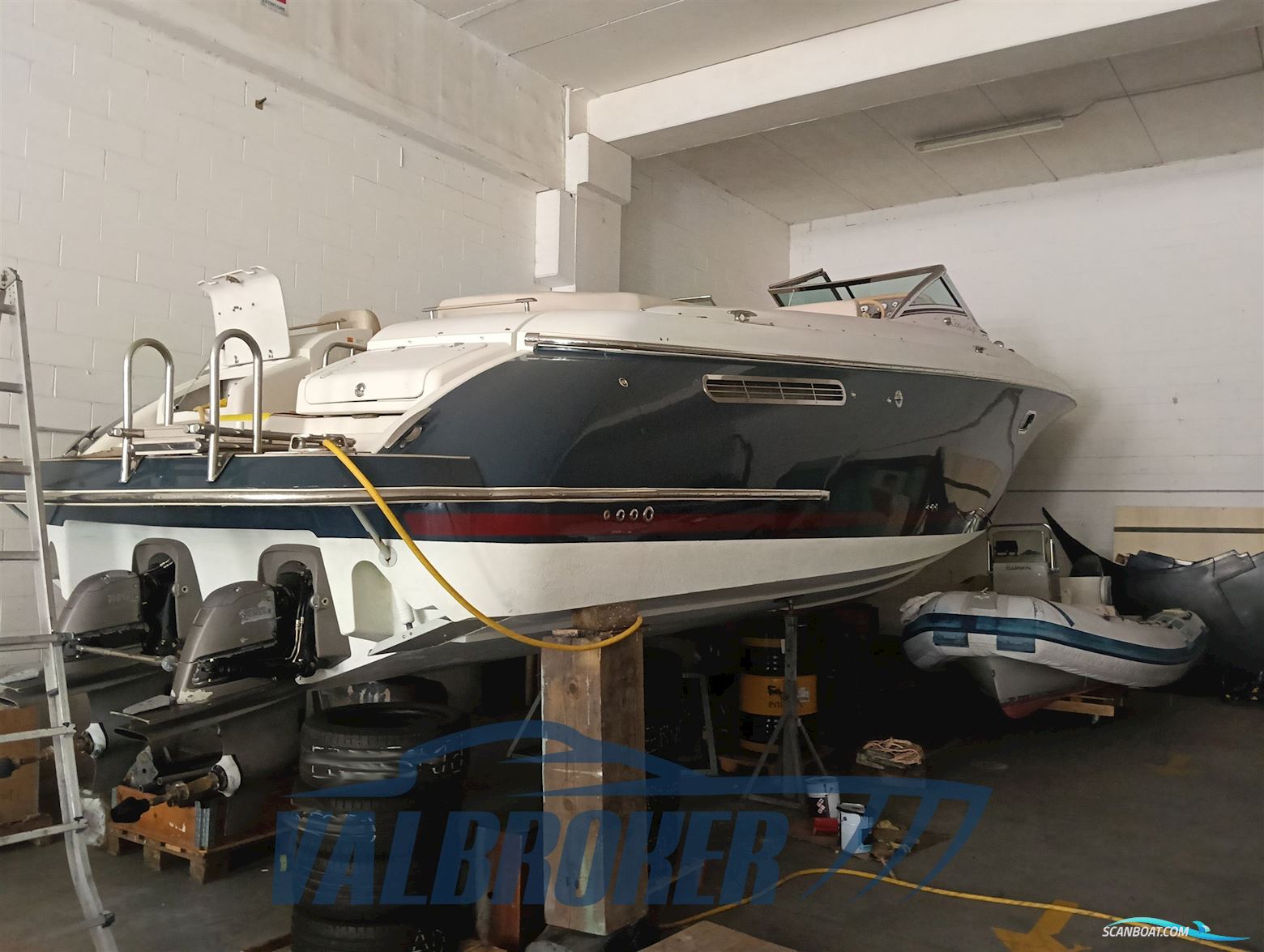 Chris Craft Corsair 36