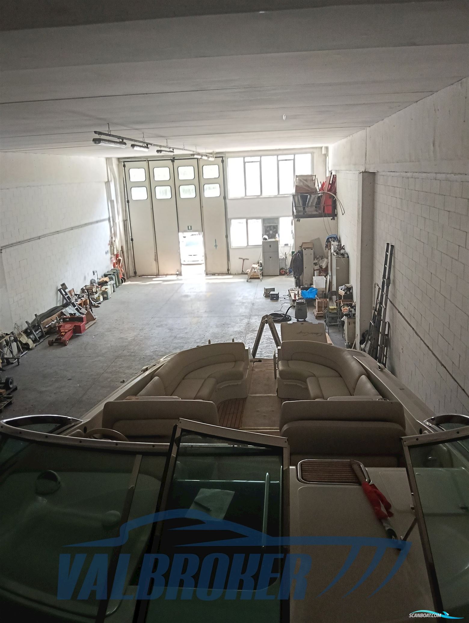 Chris Craft Corsair 36