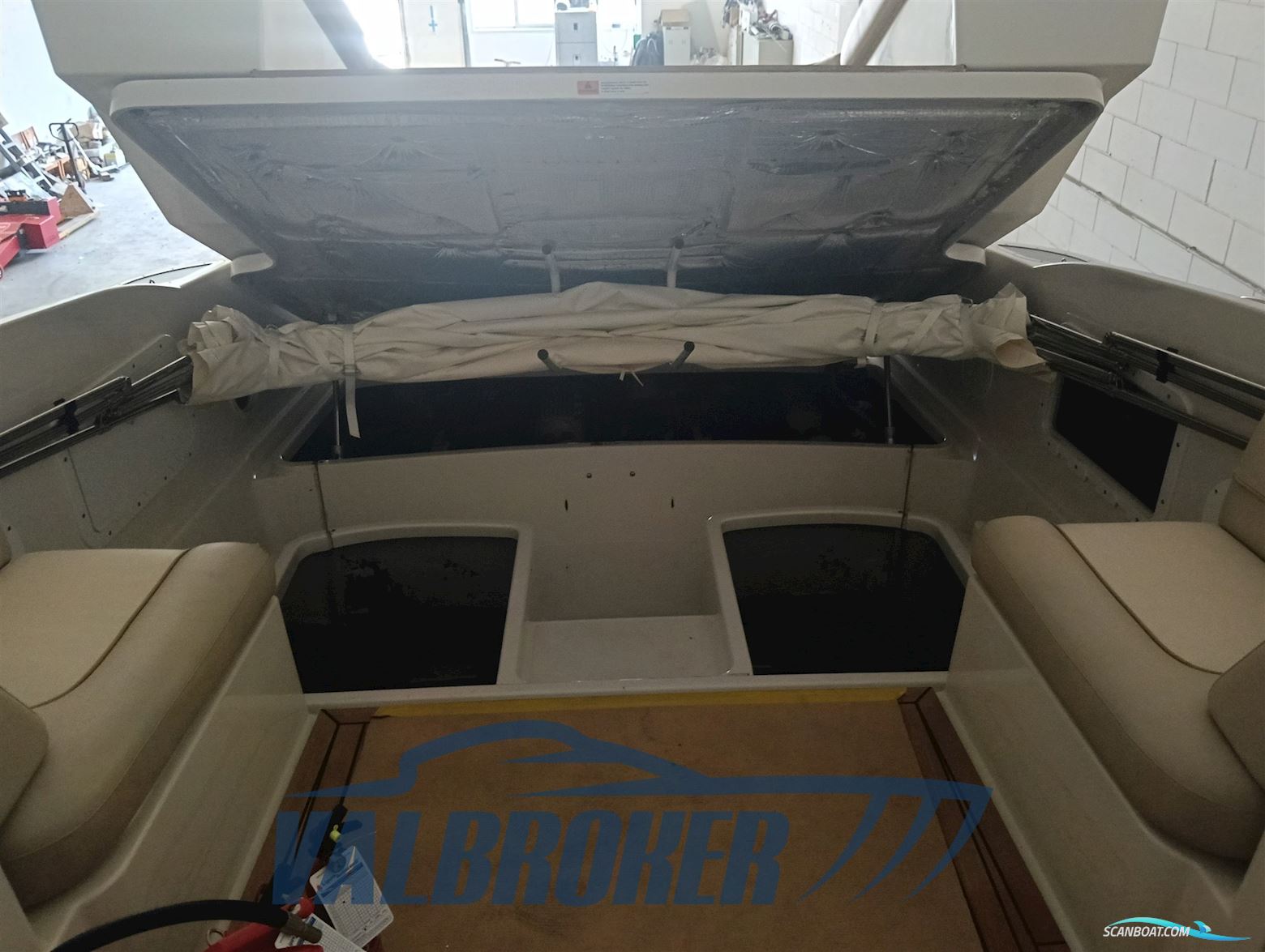 Chris Craft Corsair 36
