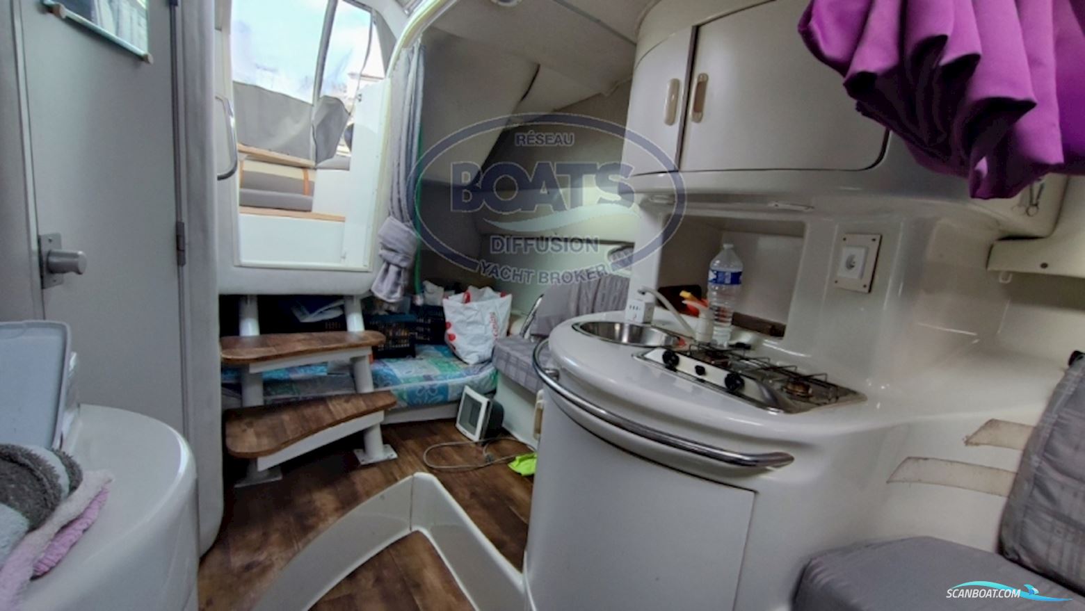 CHRIS CRAFT Crowne 272 CC