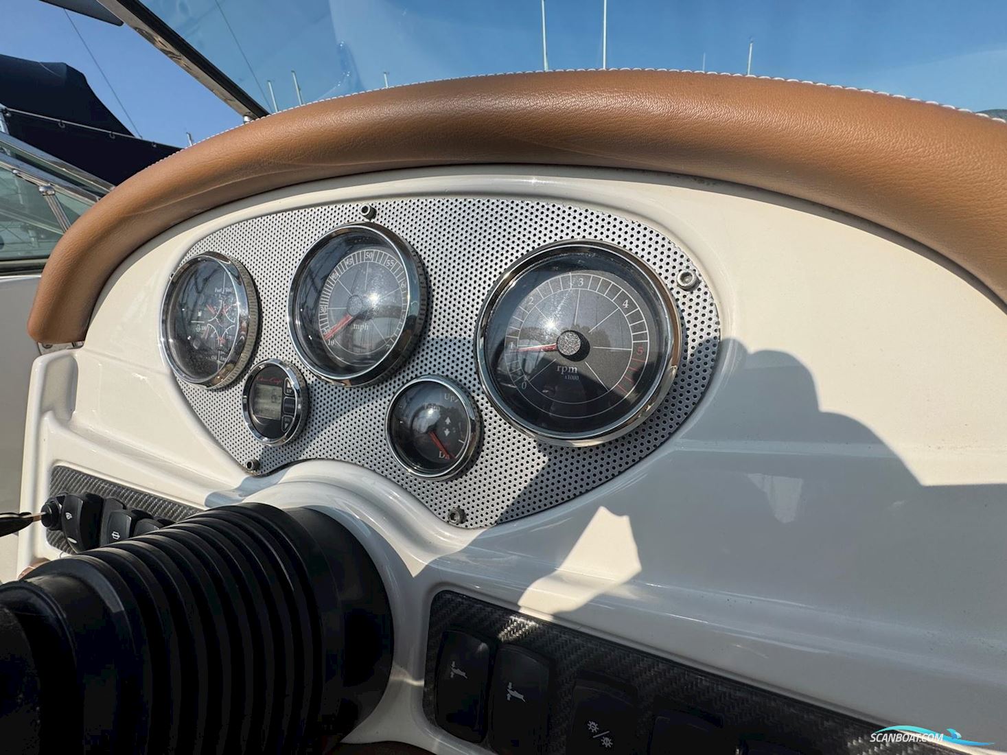 Chris Craft Launch 25