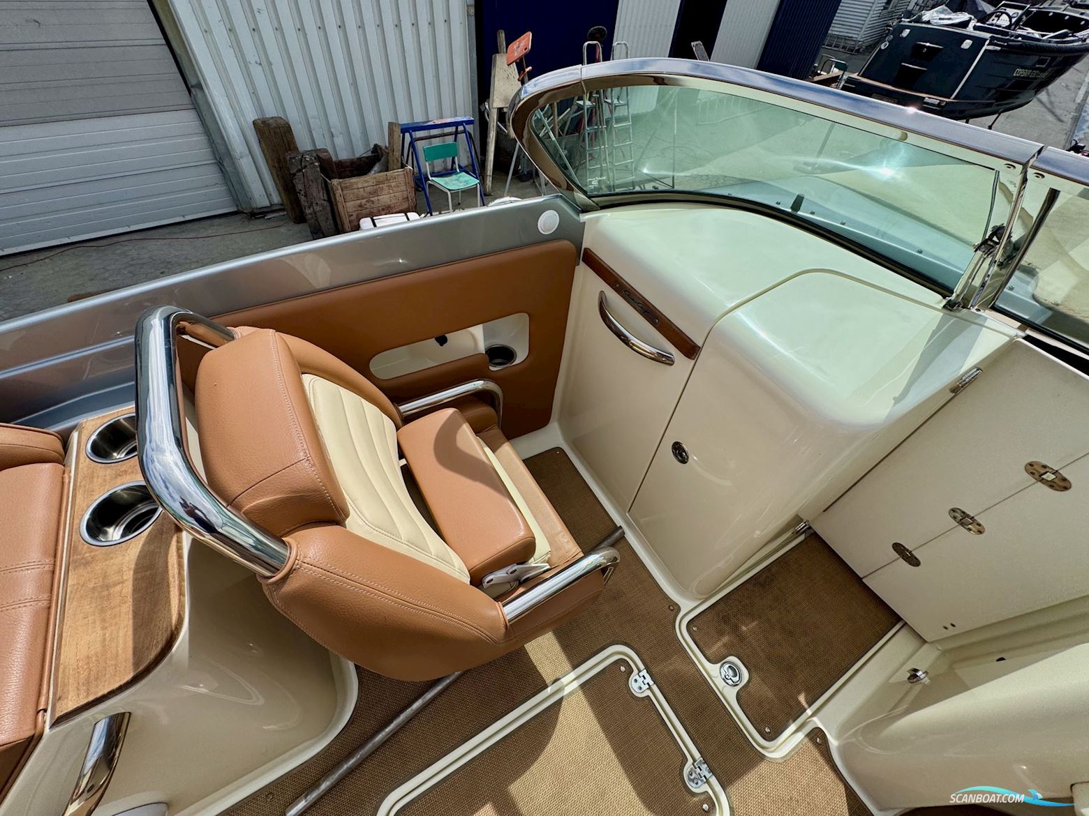 Chris Craft Launch 25
