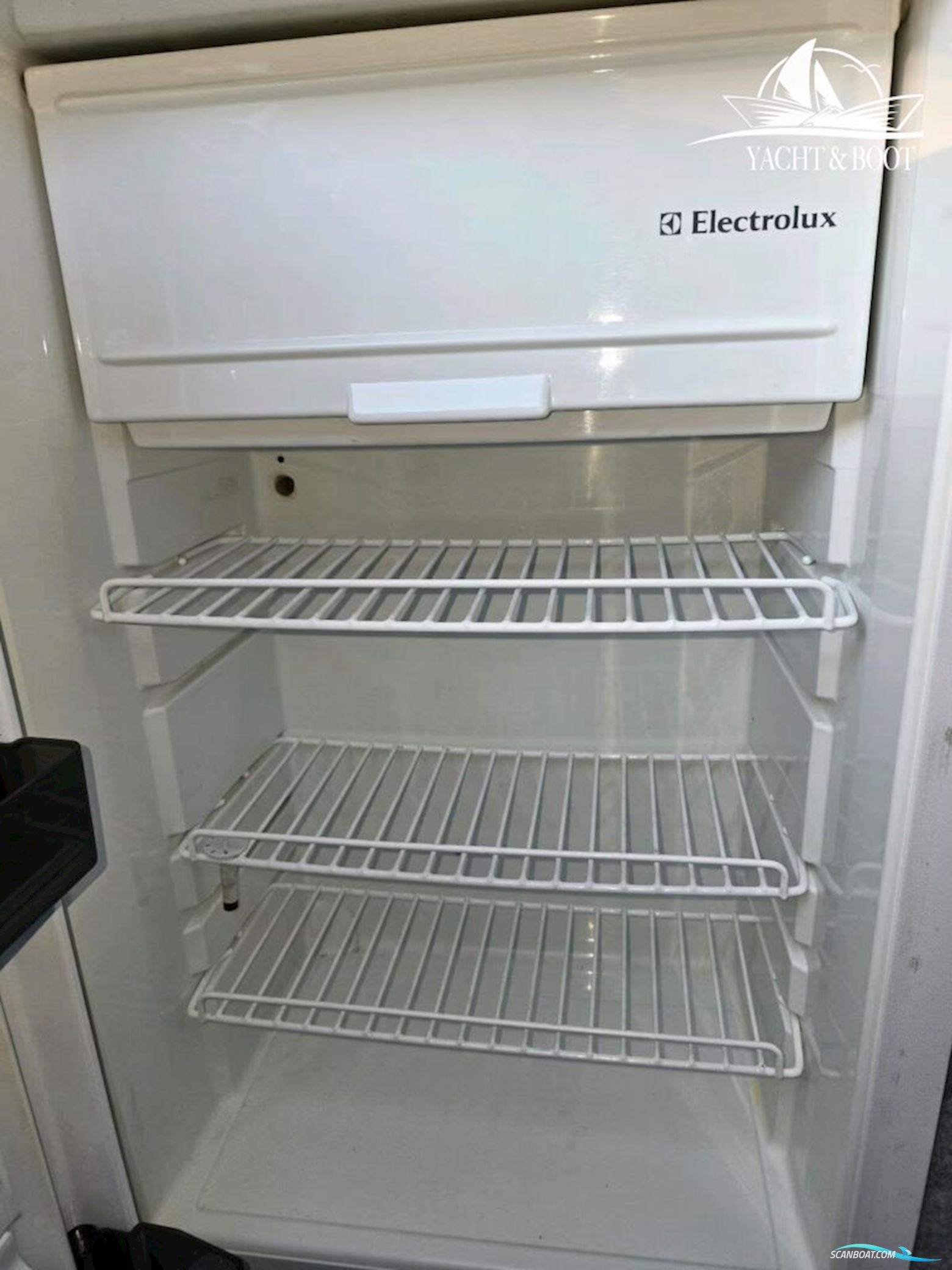 CHRIS CRAFT Scorpion 260 SL