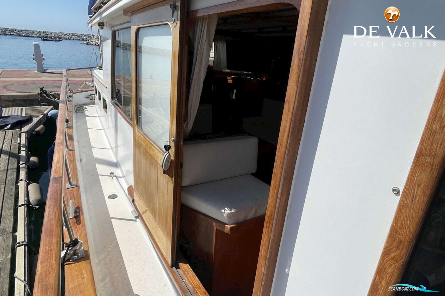 Chung Hwa Boat Building Trawler 34