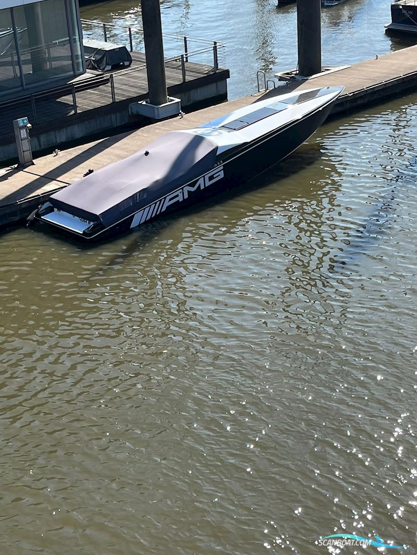 Cigarette 38 Top Gun