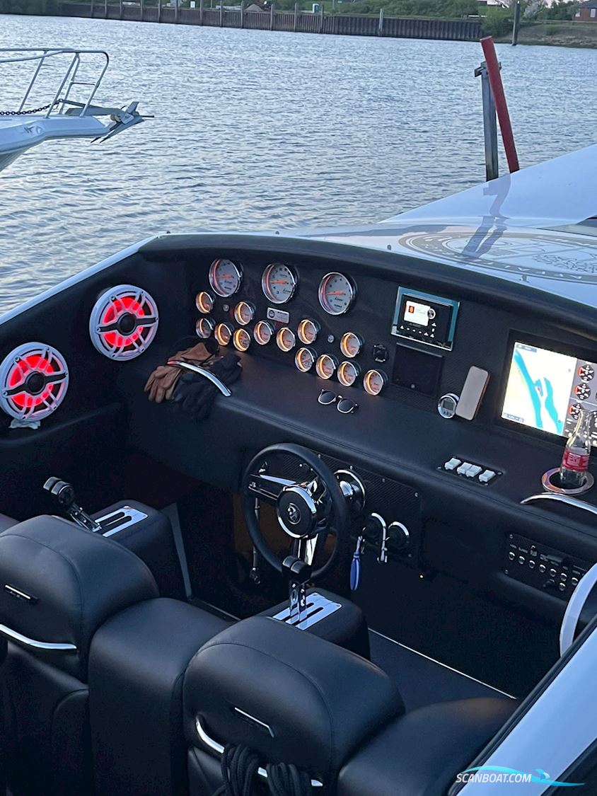 Cigarette 38 Top Gun