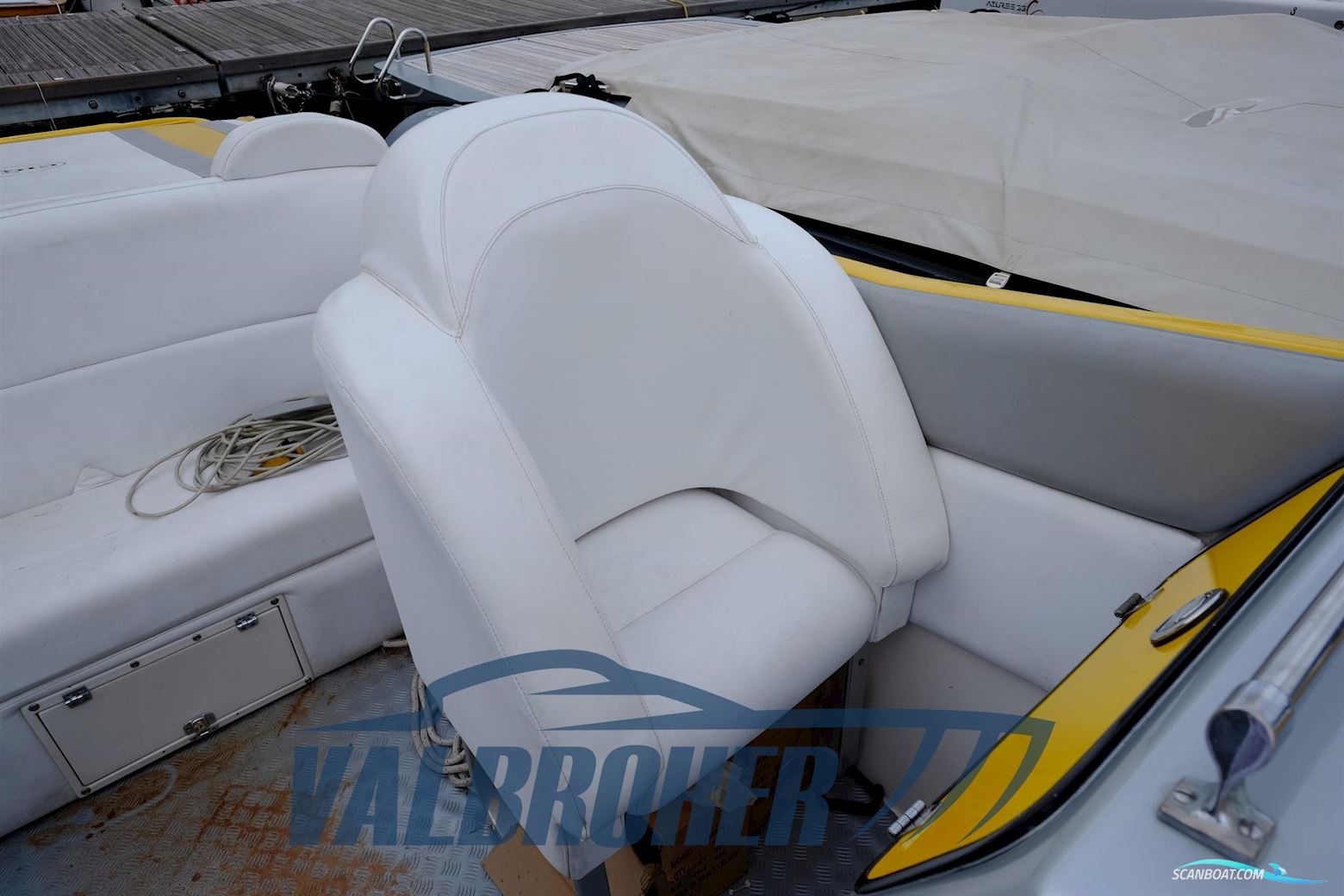 Cigarette R.T. 35' Cafe' Racer