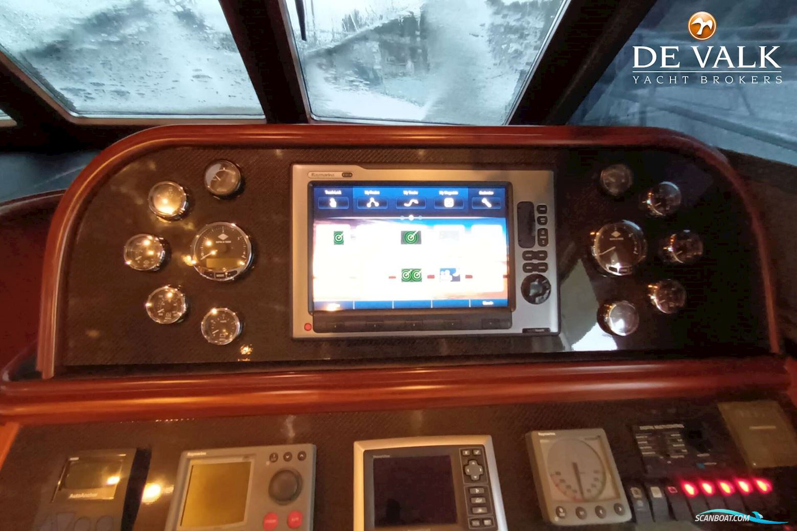 Clipper Motor Yachts Cordova 52