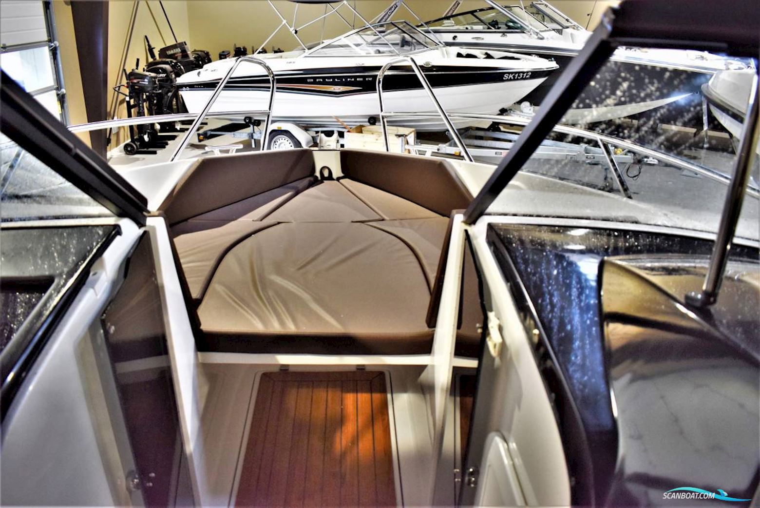 Coaster 600 BR m/100 HK Yamaha og Udstyr