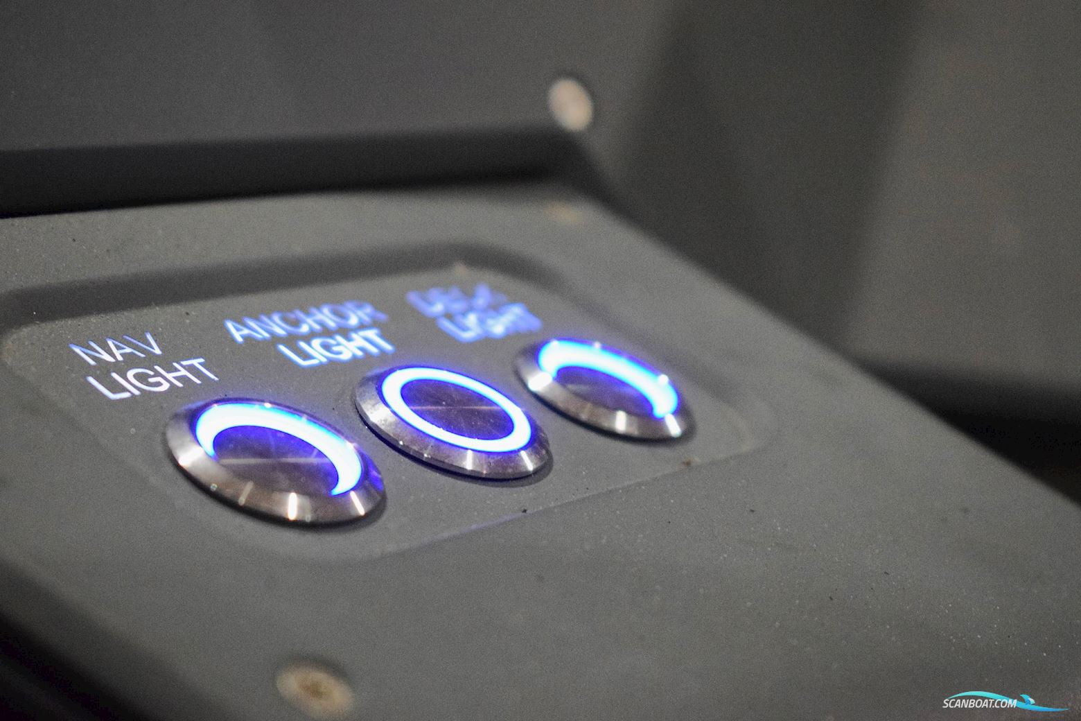 Coaster 600 BR m/100 HK Yamaha og Udstyr