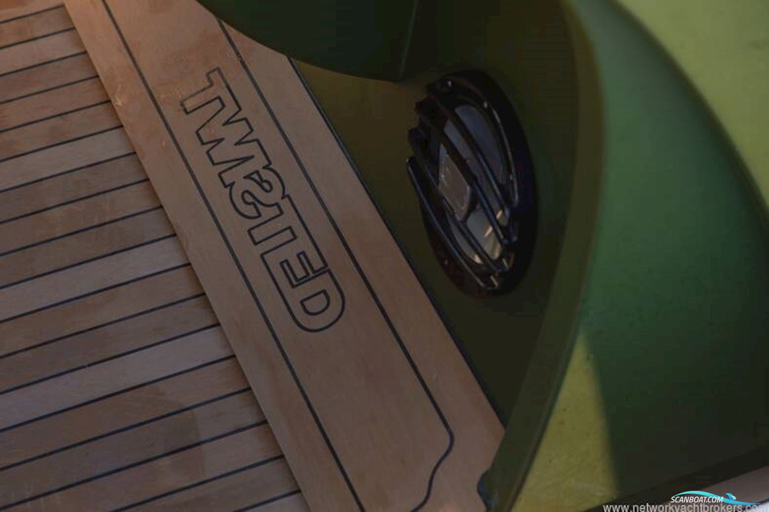 COBRA 9.7 Nautique TWISTED