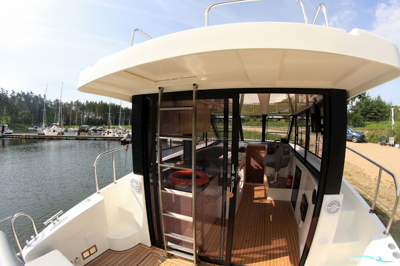 Cobra Yachts Futura 36