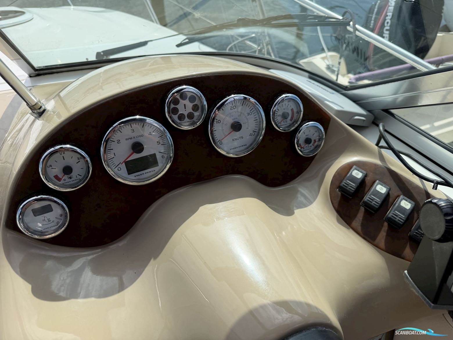 Cobrey 250 SC