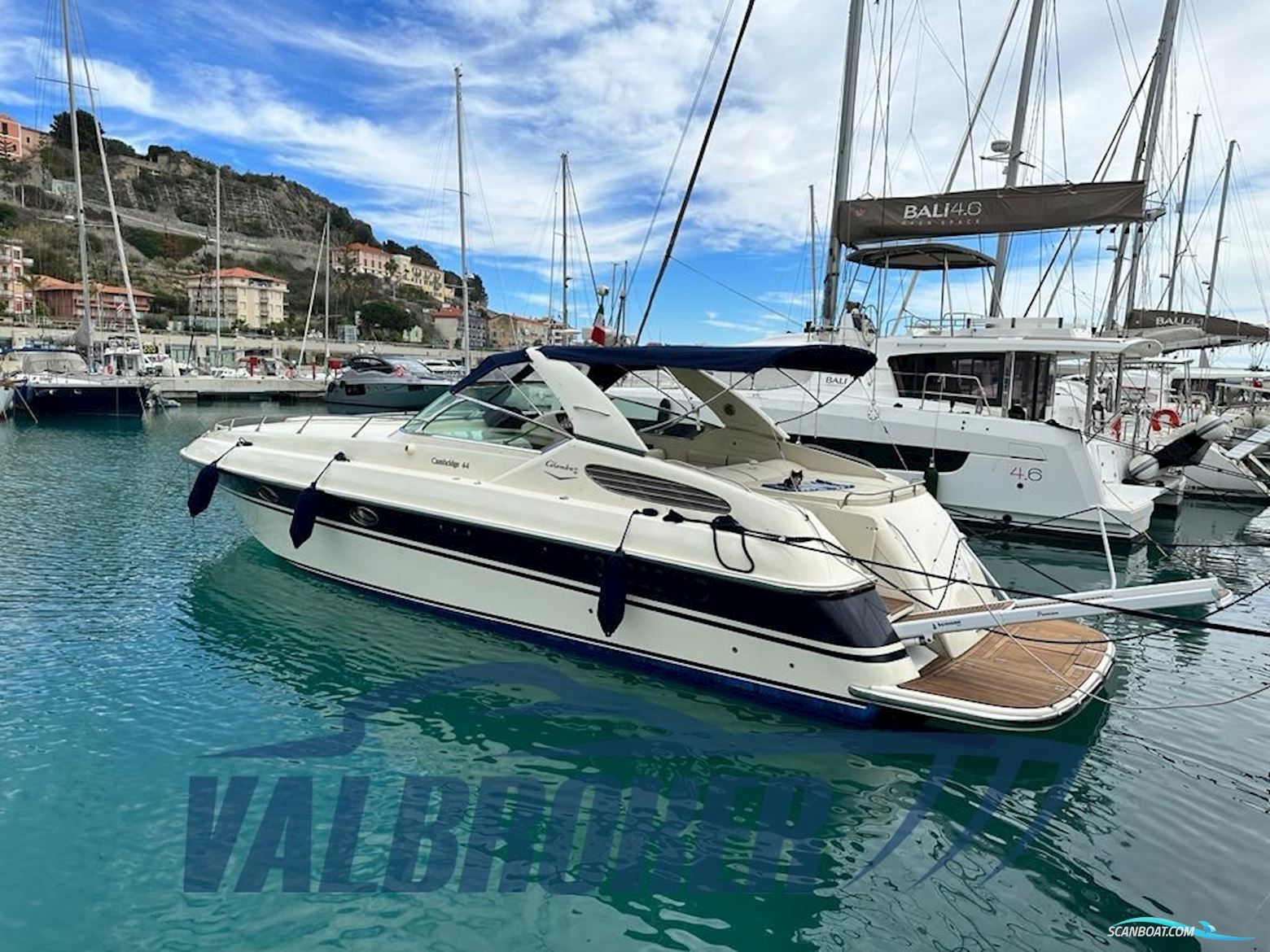 Colombo Cambridge 44