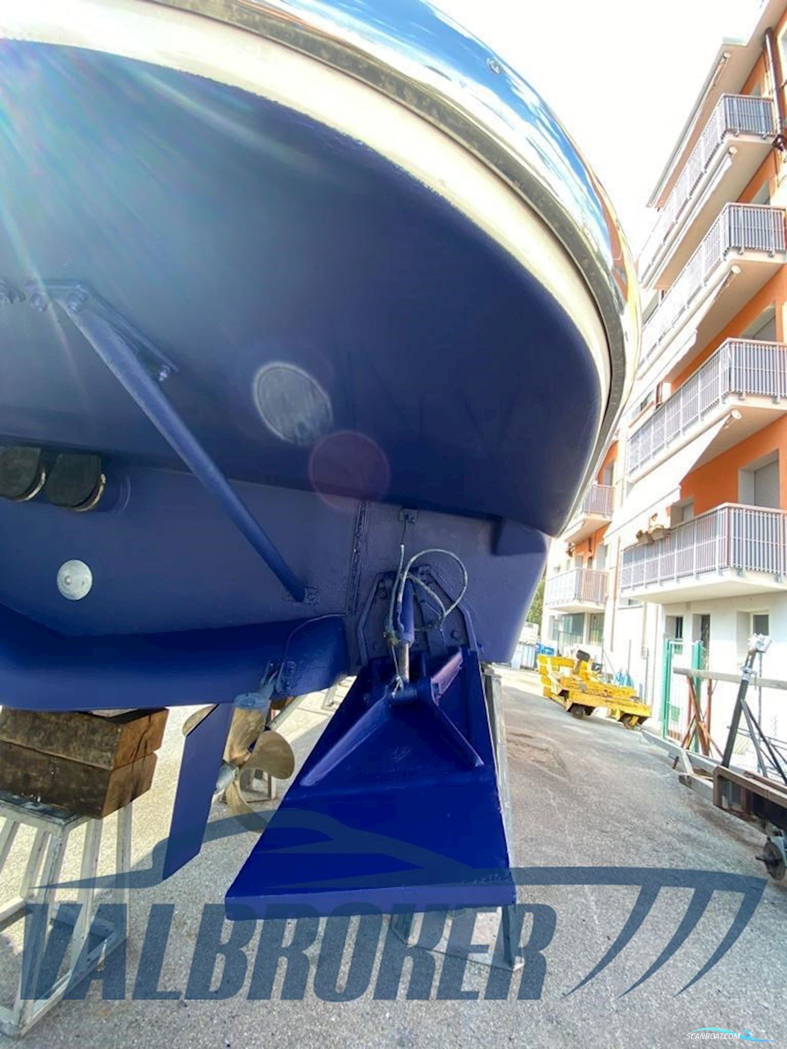 Colombo Cambridge 44