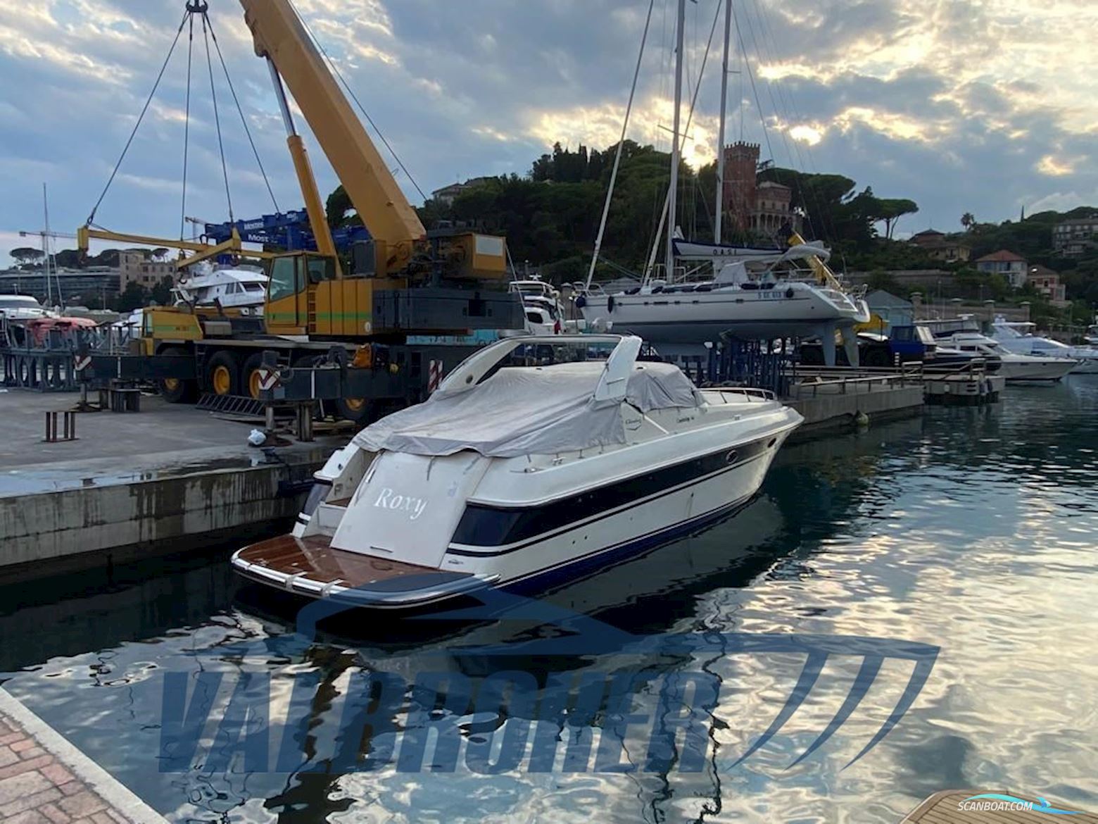 Colombo Cambridge 44