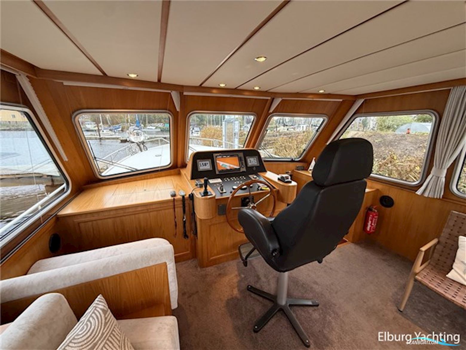 Combi Exclusive 1500 Open Kuip 