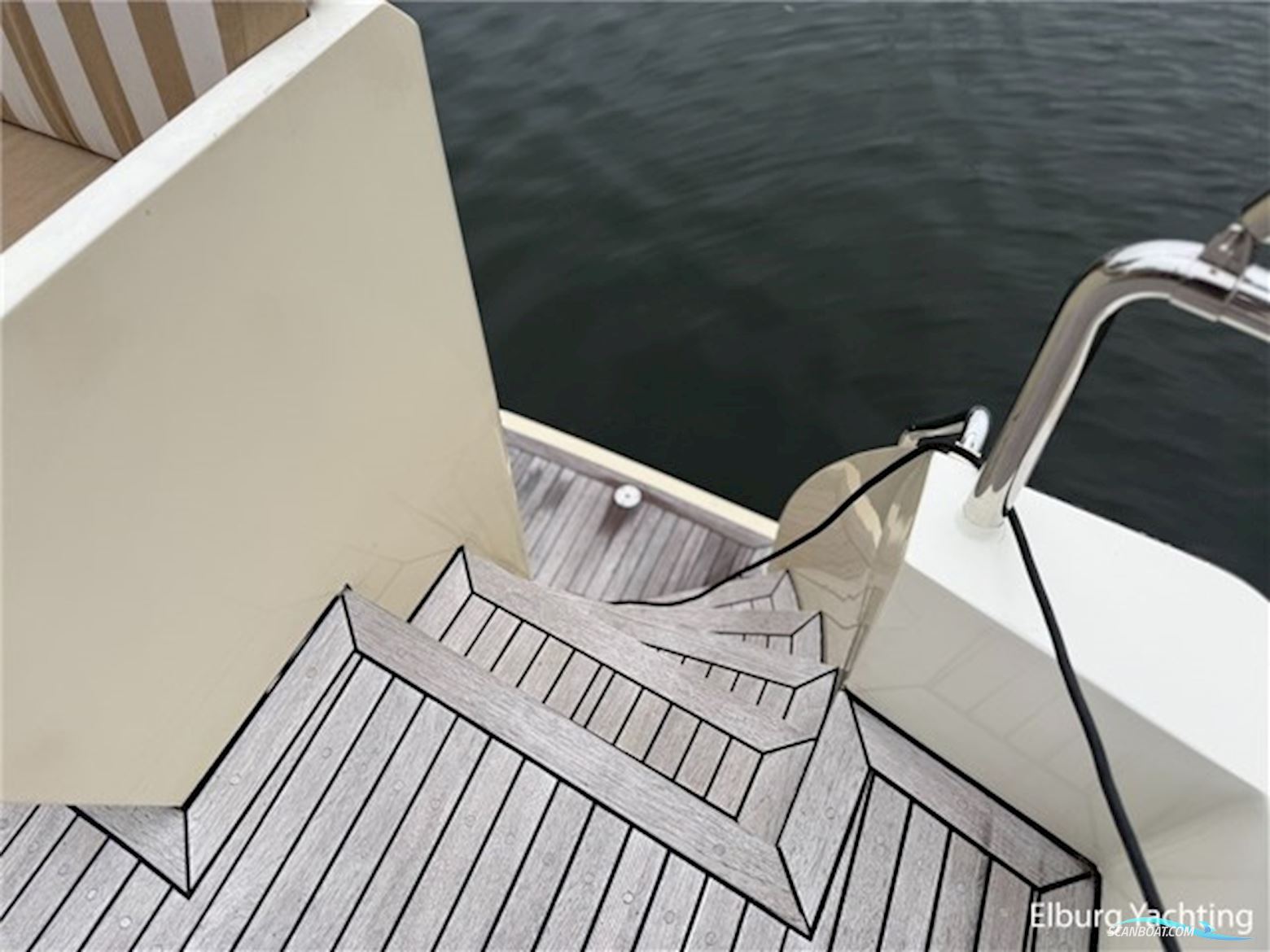 Combi Exclusive 1500 Open Kuip 